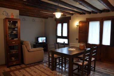 Apartamentos Turismo Rural Casa Purroy