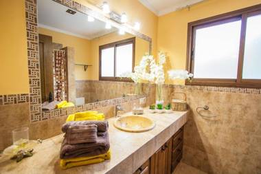 Retreat Of The Gastor