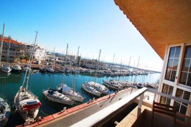 Expoholidays - Apartamentos Puerto Almerimar