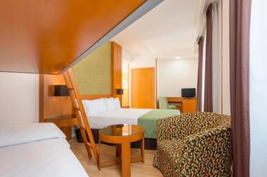 Hotel Elche Centro affiliated by Melia