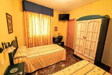 Apartamentos Turísticos La Fonda