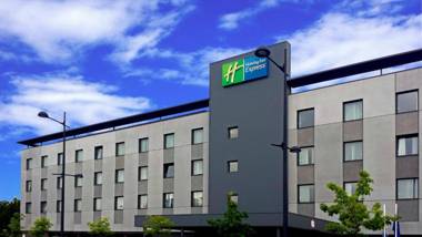 Holiday Inn Express Bilbao Airport an IHG Hotel