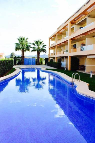 One bedroom appartement at Denia 300 m away from the beach with shared pool enclosed garden and wifi
