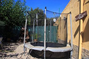 Ca La Conxita Hostal & Restaurante