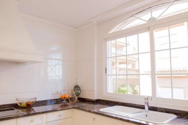 MD Villa Cap Blanc Beach Cullera