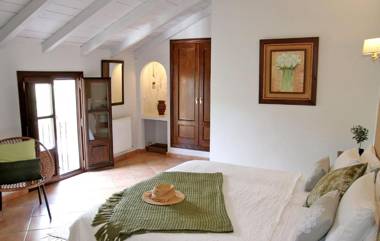 Casa del Rio Boho Chic Retreat