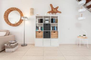 Luxury Oceanfront Villa