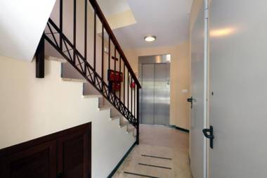 Apartamentos Puente Miraflores