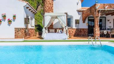 Villa Las Palmeras Torrox by Ruralidays