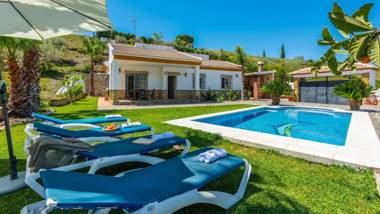 Casa La Osa Mayor Competa by Ruralidays