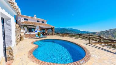 Finca Lagarillo Competa by Ruralidays