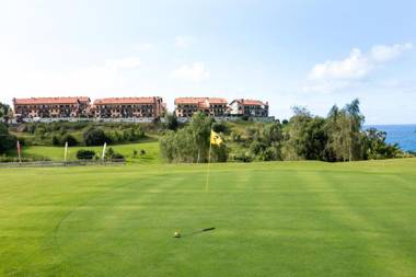 Abba Comillas Golf Apartments