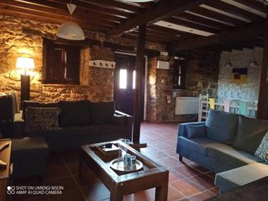 Casa Rural Asturias la Tienda de Villanueva