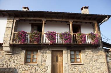 El Cabañon de Pimiango