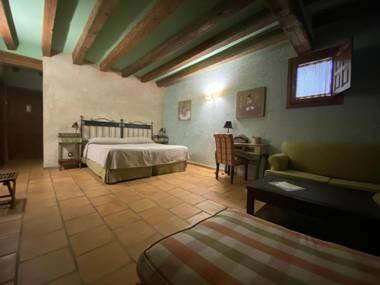 Posada Restaurante Fuenteplateada