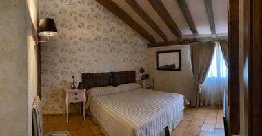 Posada Restaurante Fuenteplateada