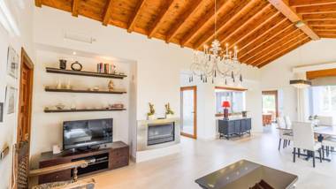 Villa Jero Coin by Ruralidays