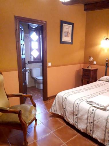 3 bedrooms house with city view and enclosed garden at Ivanrey