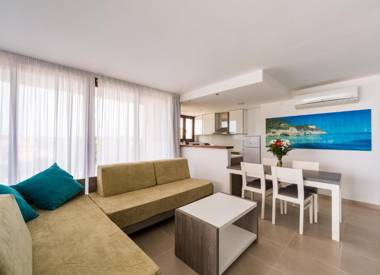 Aparthotel Ferrer Skyline