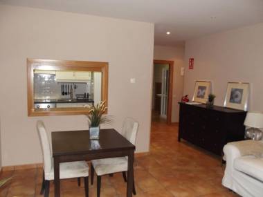 HOLIDAY HOMES Figueras AT