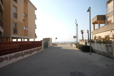 Lets Holidays New Flat Beachfront In Castelldefels