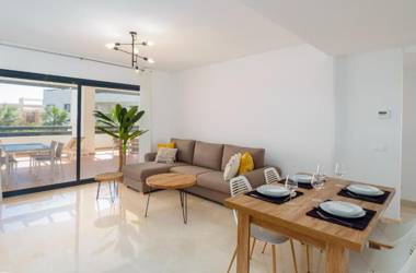 2306 - Brand new apt walking distance to beach!