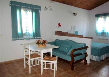 Apartamentos Rurales Azabal