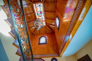 Cubo's Villa Fina