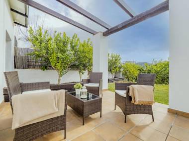 Cubo's Casita Bolano