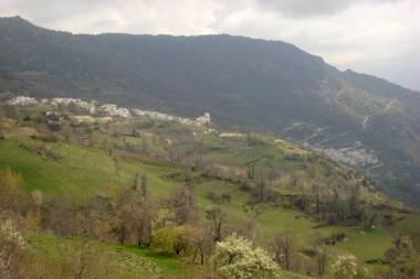 Apartamentos Rurales Poqueira
