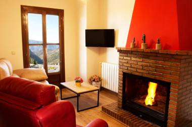 Puerta Bubión Apartamentos