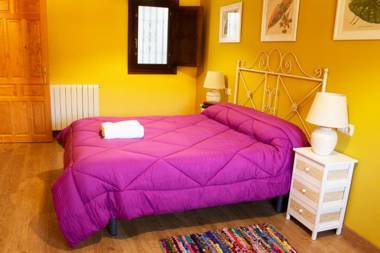 Puerta Bubión Apartamentos