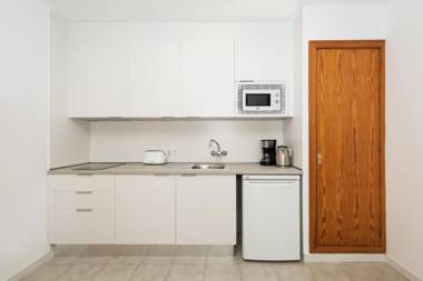 YourHouse Mar Brava Apartments