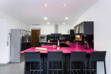 YourHouse Es Cardinal