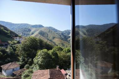 Hotel La Casona de Llerices