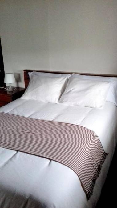 3 bedrooms house with garden at Isongo