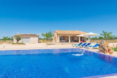 Villa Es Cos by Folks