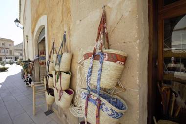 Sa Caseta De Ses Vaques.Son Covas