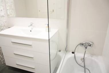 Cozy marine & spa villa