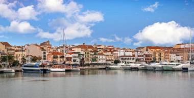 Apartamentos Cambrils Playa Spa