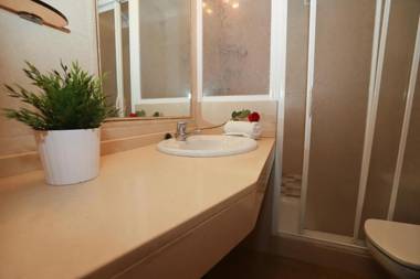 COSTA DAURADA APARTAMENTS - Regueral