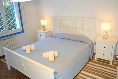 Superb Seafront Villa