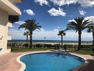 COSTA DAURADA APARTAMENTS - Colibri Beach