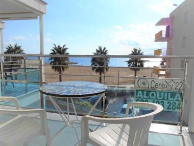 Apartamento frontal mar 115A -INMO22