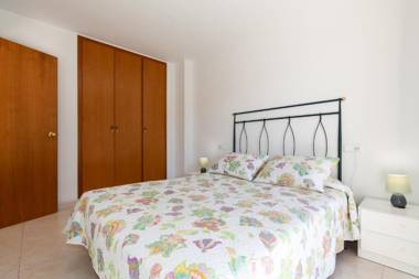 UHC Txingudi Apartments