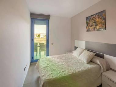 Marvelous Apartment in Cambrils with Swimming Pool