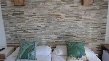 Hostal Residencial La Paloma II