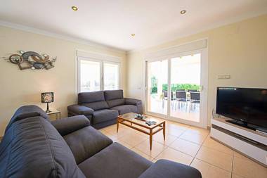 Villa Almendros - PlusHolidays