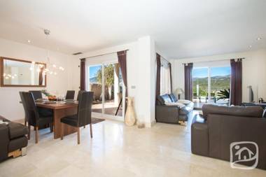 Abahana Villas Wagner