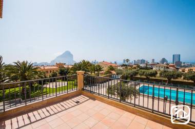 Abahana Villas Happy Family